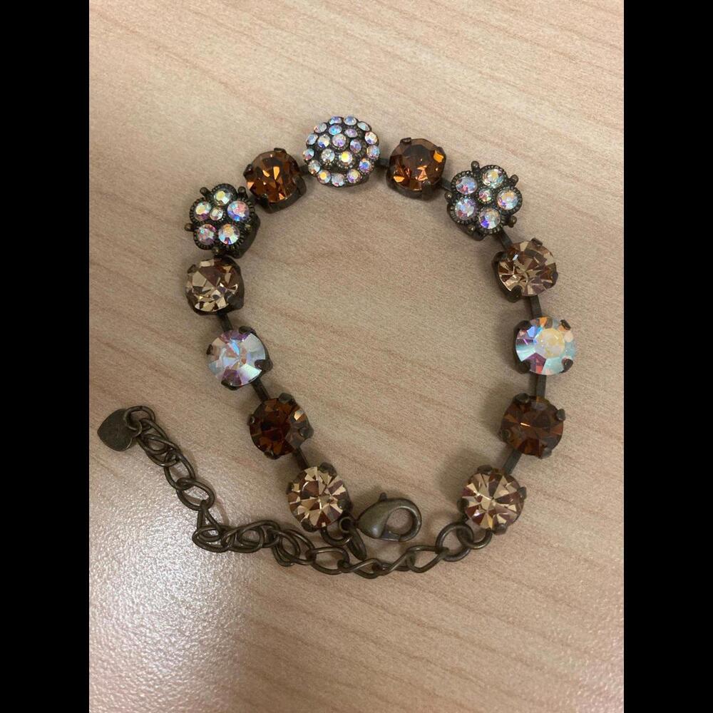 Stunning Sorrelli LIKE Bracelet with Crystals - Picture 2 of 7